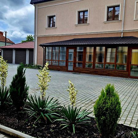 Апартаменти - Історія З Вікна Kamenets-Podolsk Eksteriør bilde