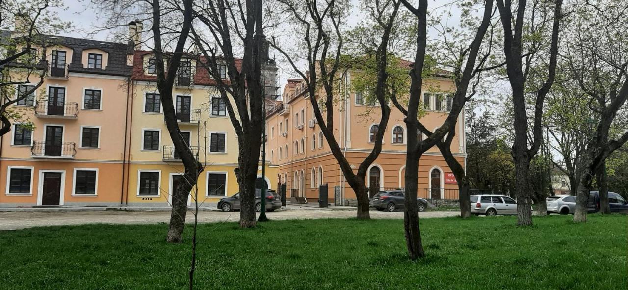 Апартаменти - Історія З Вікна Kamenets-Podolsk Eksteriør bilde